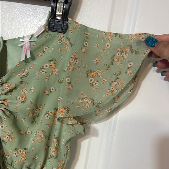 Trende Girl Floral Green Dress with Ruffle Sleeves Size 7 - Picture 4 of 11